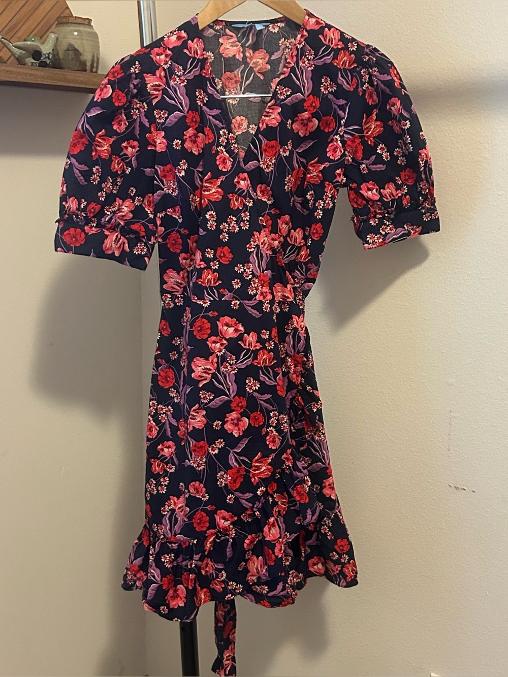 Draper James Navy Floral V-Neck Puff Sleeve Mini True Wrap Dress